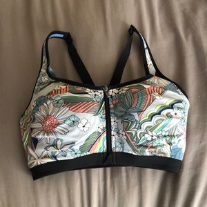 VSX Front-close Sports Bra. 34DDD.